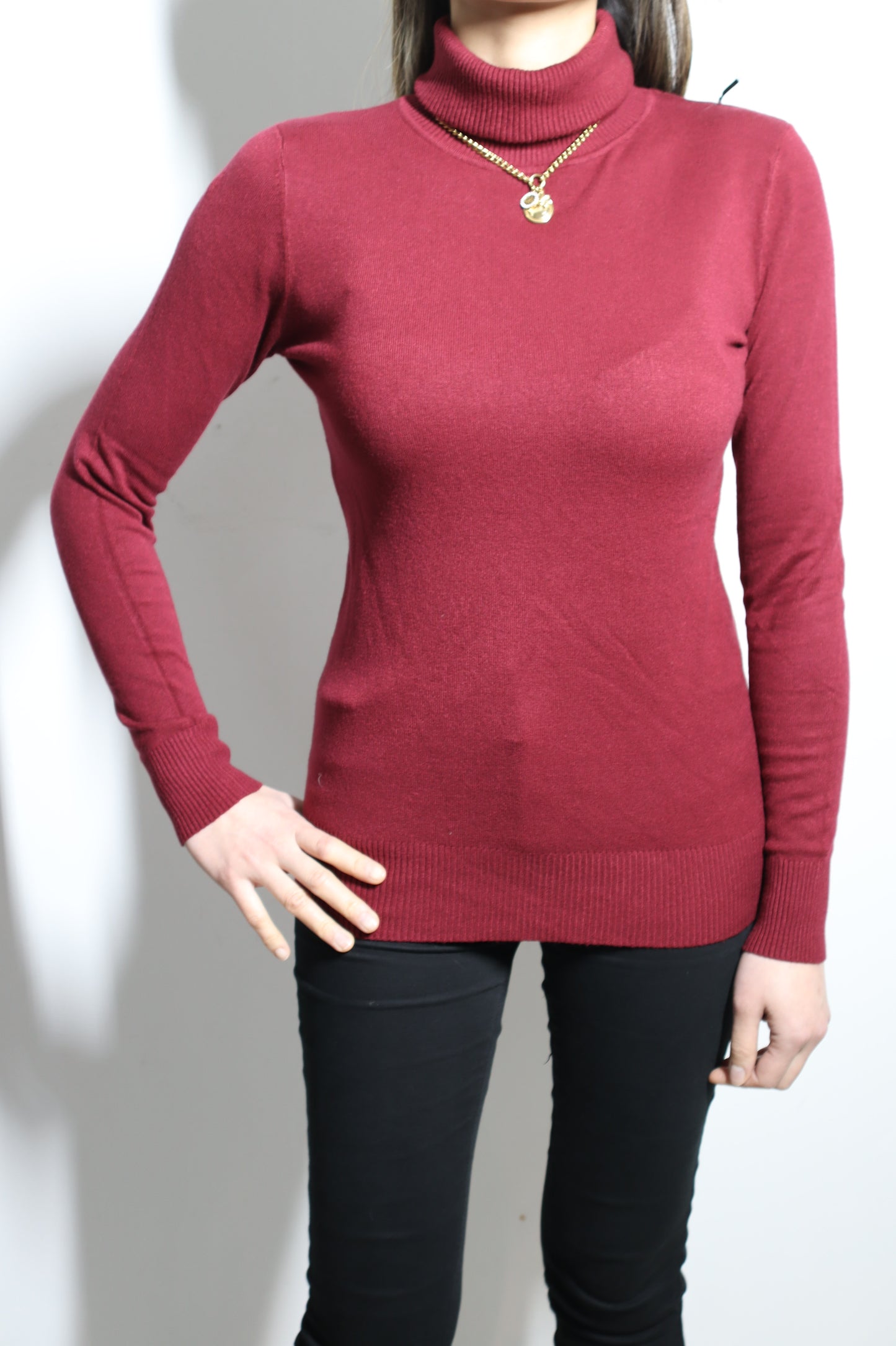 Joss Coltrui-Bordeauxrood